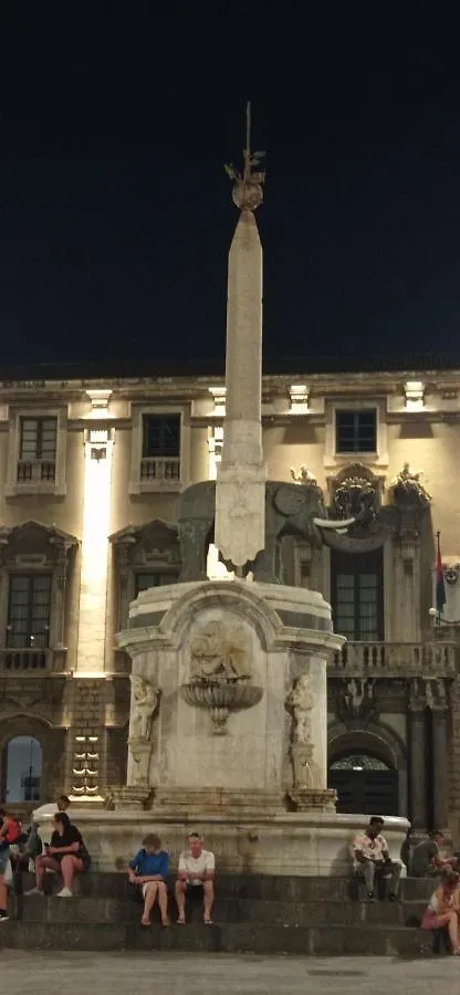 Hotel La Stanza dei Colori Aci Bonaccorsi Affittacamere