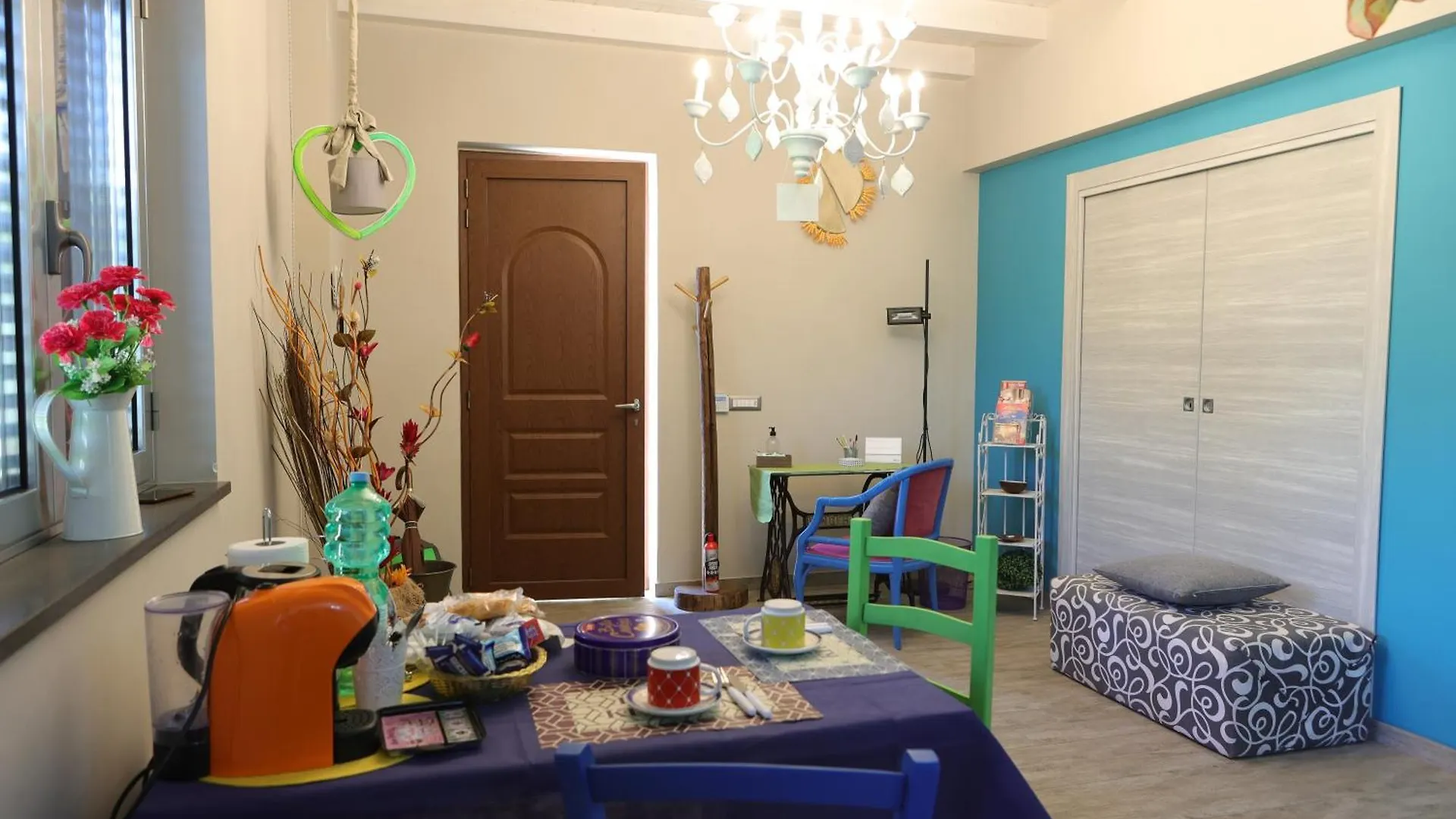 Hotel La Stanza dei Colori Aci Bonaccorsi